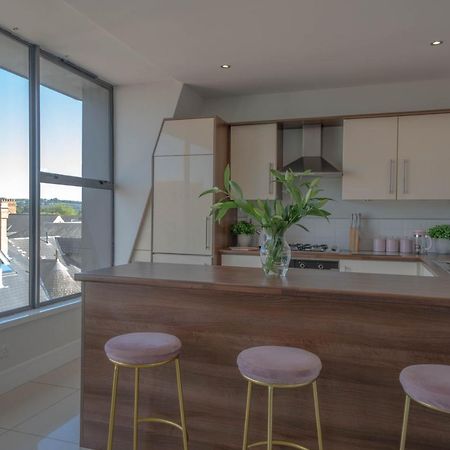 Rooftop Apartment At Queens Beautiful Views ベルファスト エクステリア 写真