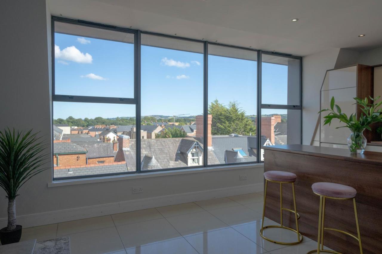 Rooftop Apartment At Queens Beautiful Views ベルファスト エクステリア 写真